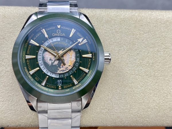Omega Seamaster Universal Time 220.92.43.22.99.001 with a black dial — Configuration 02 product image 1